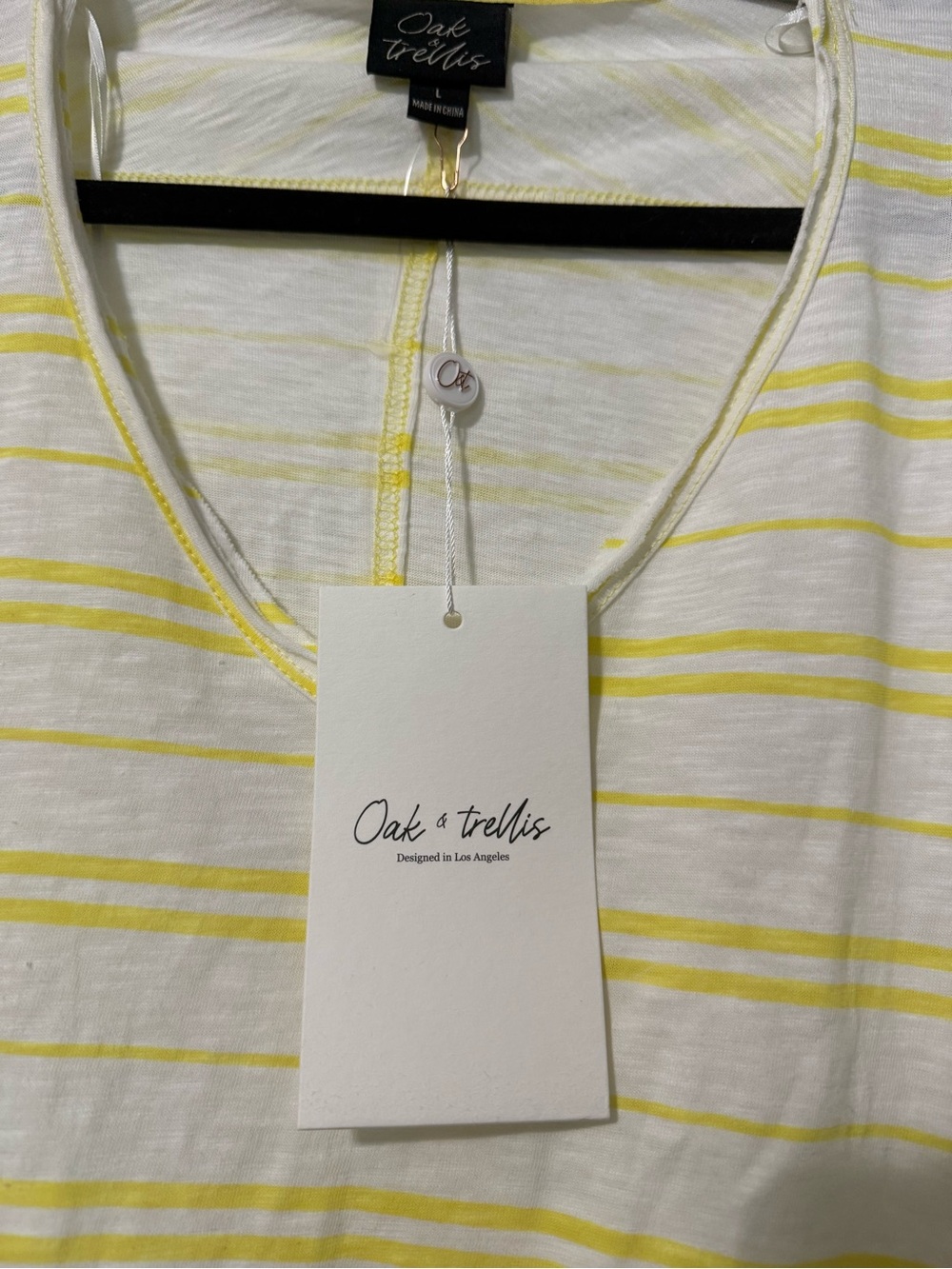 Oak & Trellis NWT 100% Cotton Yellow Stripe Boxy V-Neck Top- L - Picture 5 of 9